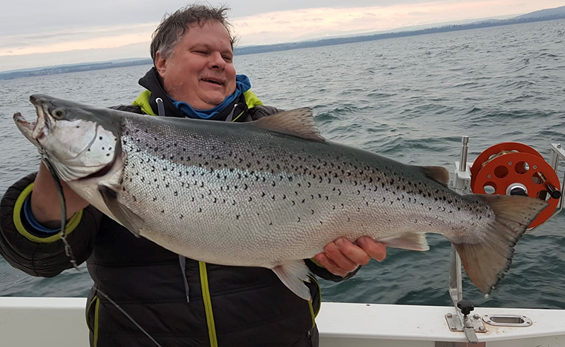 Mit Onix Premium Perlmutt-Spangen schleppen an der Tiefsee