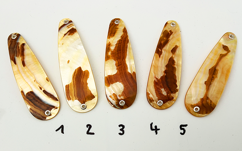 Gold Lip Unikat Perlmutt-Tropfen 8cm