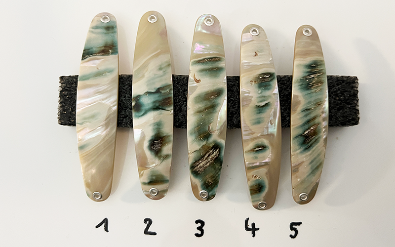 Burgus Premium Perlmutt-Spange 9cm