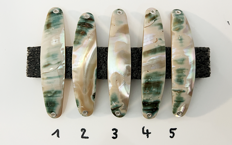 Burgus Premium Perlmutt-Spange 9cm