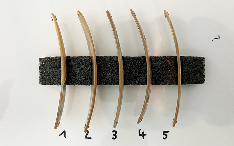 Burgus Premium Perlmutt-Spange 10cm