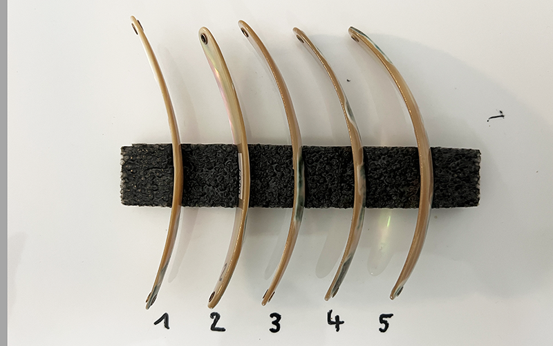 Burgus Premium Perlmutt-Spange 11cm