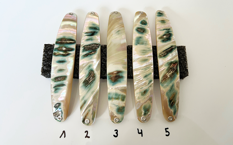 Premium Perlmutt-Spange 12cm