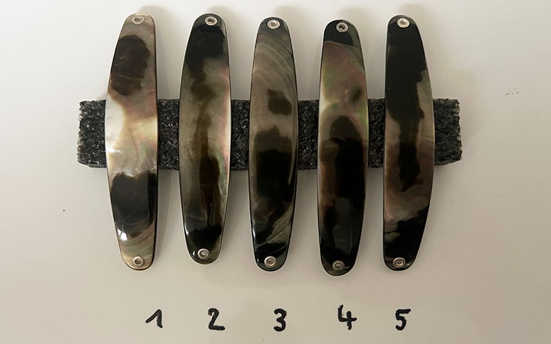 Onix Premium Perlmutt-Spange 10cm