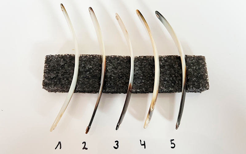 White Shadow Premium Perlmutt-Spange 11cm