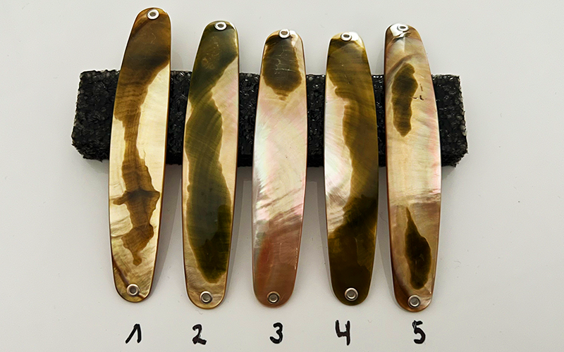 Jade Premium Perlmutt-Spange 11cm