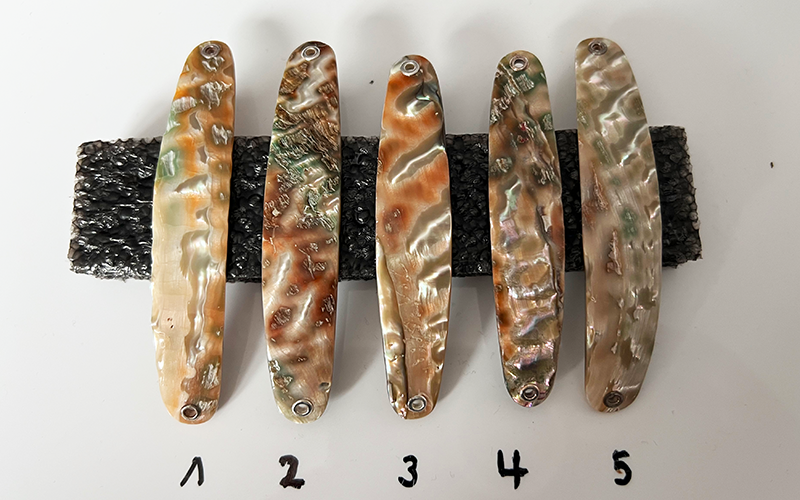 Opal Premium Perlmutt-Spange 9cm