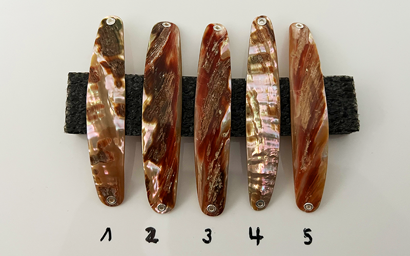 Jaspis Premium Perlmutt-Spange 10cm