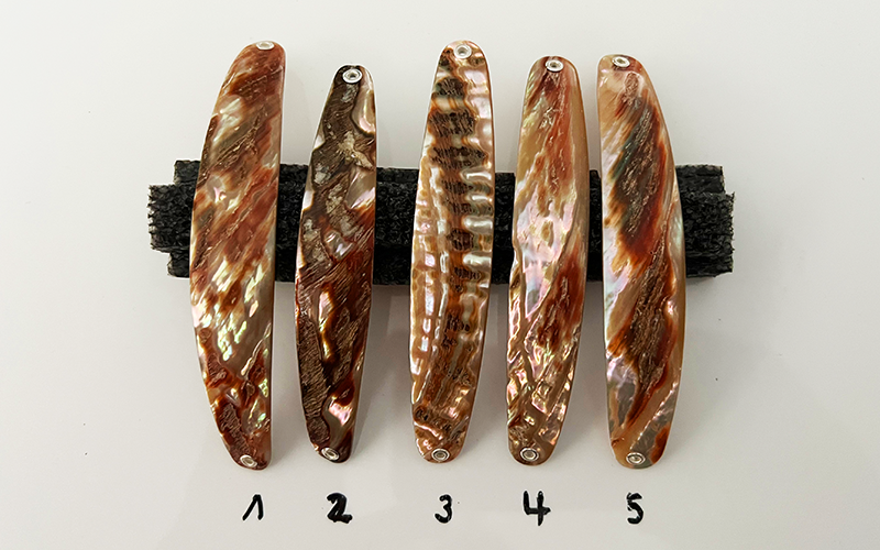 Jaspis Premium Perlmutt-Spange 11cm