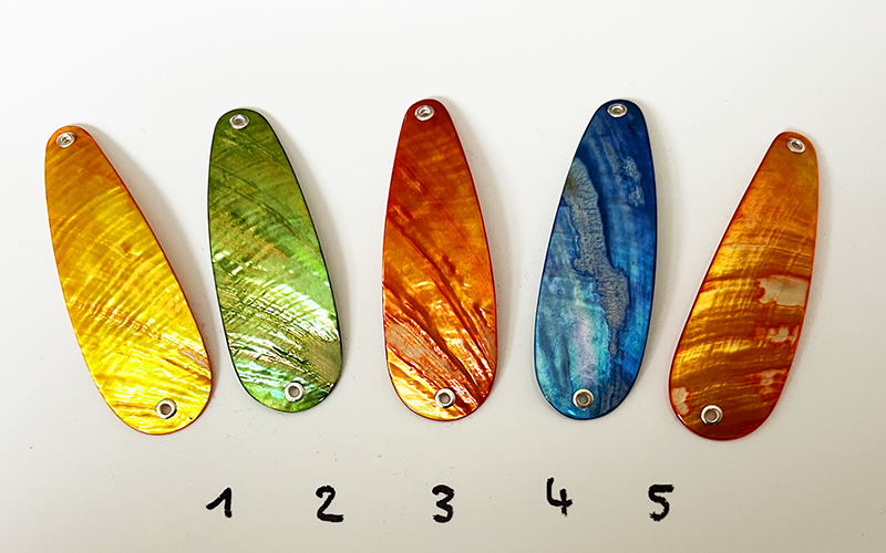 Dyed Rainbow Premium Perlmutt-Tropfen 8cm