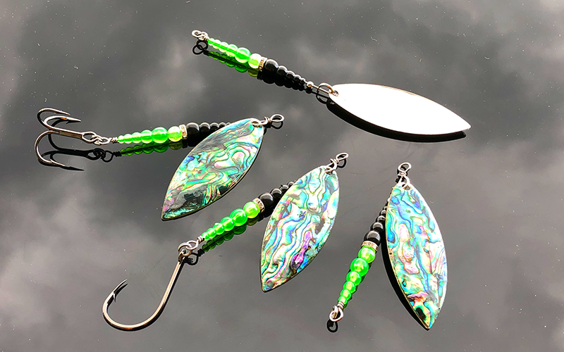 Spinner Perlmutt Willow Paua, Perlen schwarz, grün