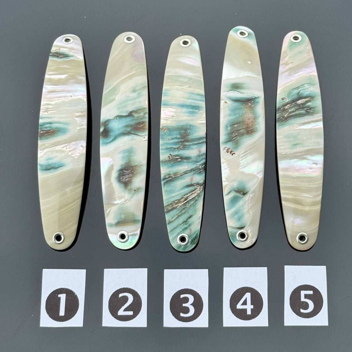 Burgus Premium Perlmutt-Spange 9cm