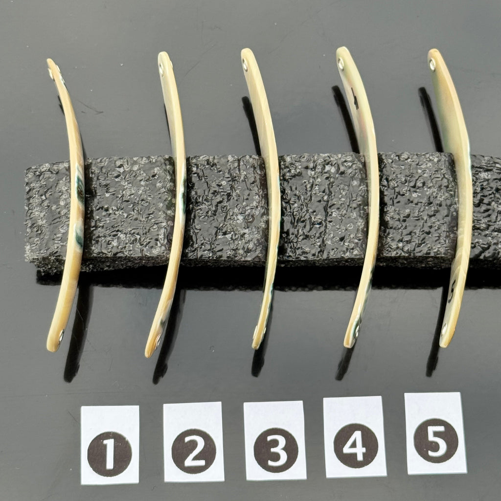 Burgus Premium Perlmutt-Spange 9cm